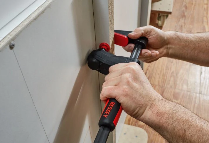 Bessey GK15 6 in. x 2-3/8 in. GearKlamp Bar Clamp - Image 6