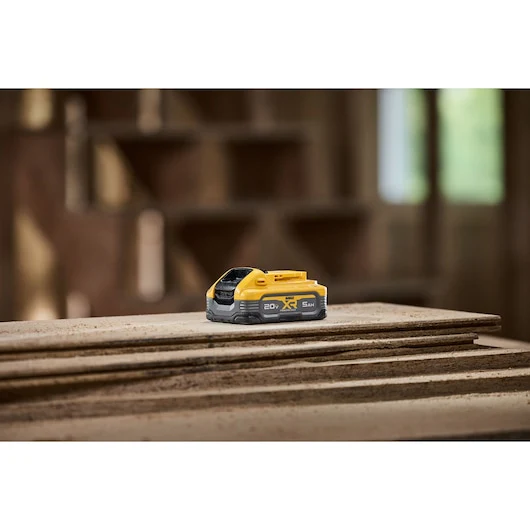 DeWalt DCBP520 20V MAX* XR POWERSTACK™ Lithium-Ion 5 Ah 20 V Battery - Image 6