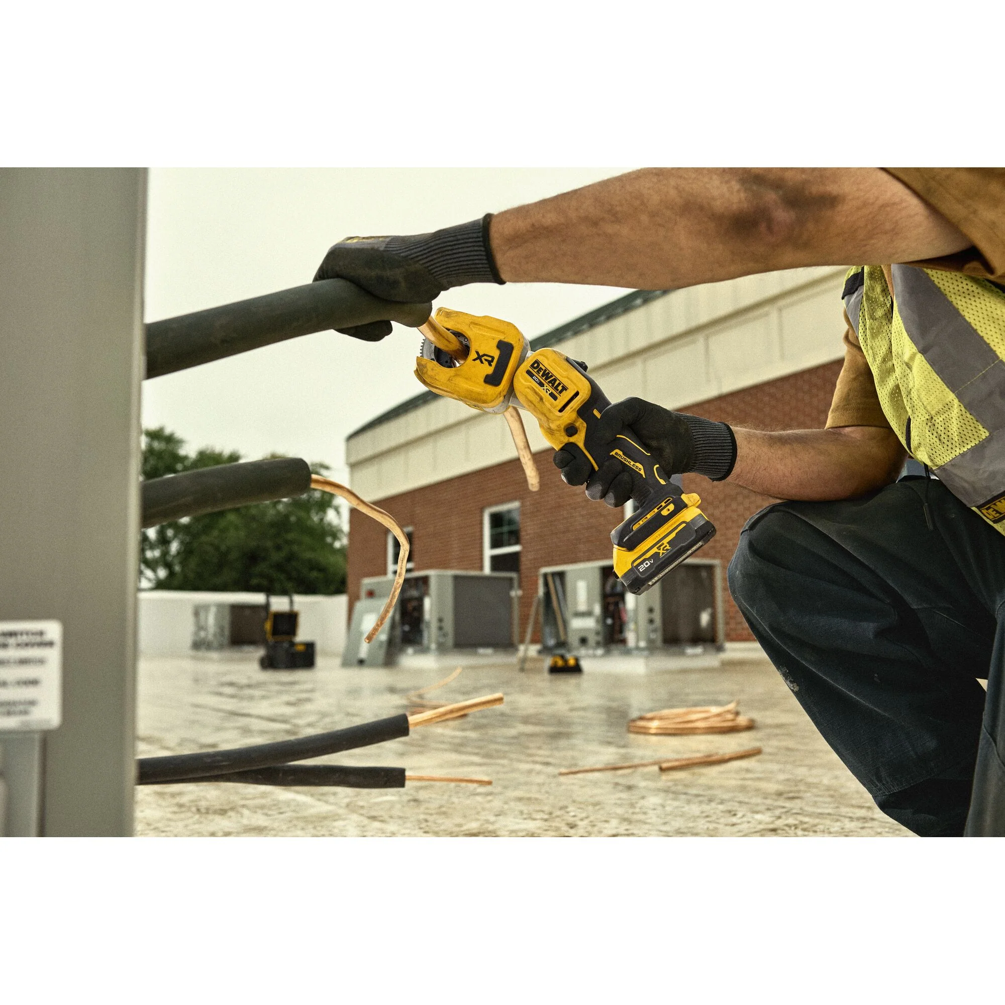 Dewalt DCE154B 20V Copper Tube Cutter Bare - Image 14