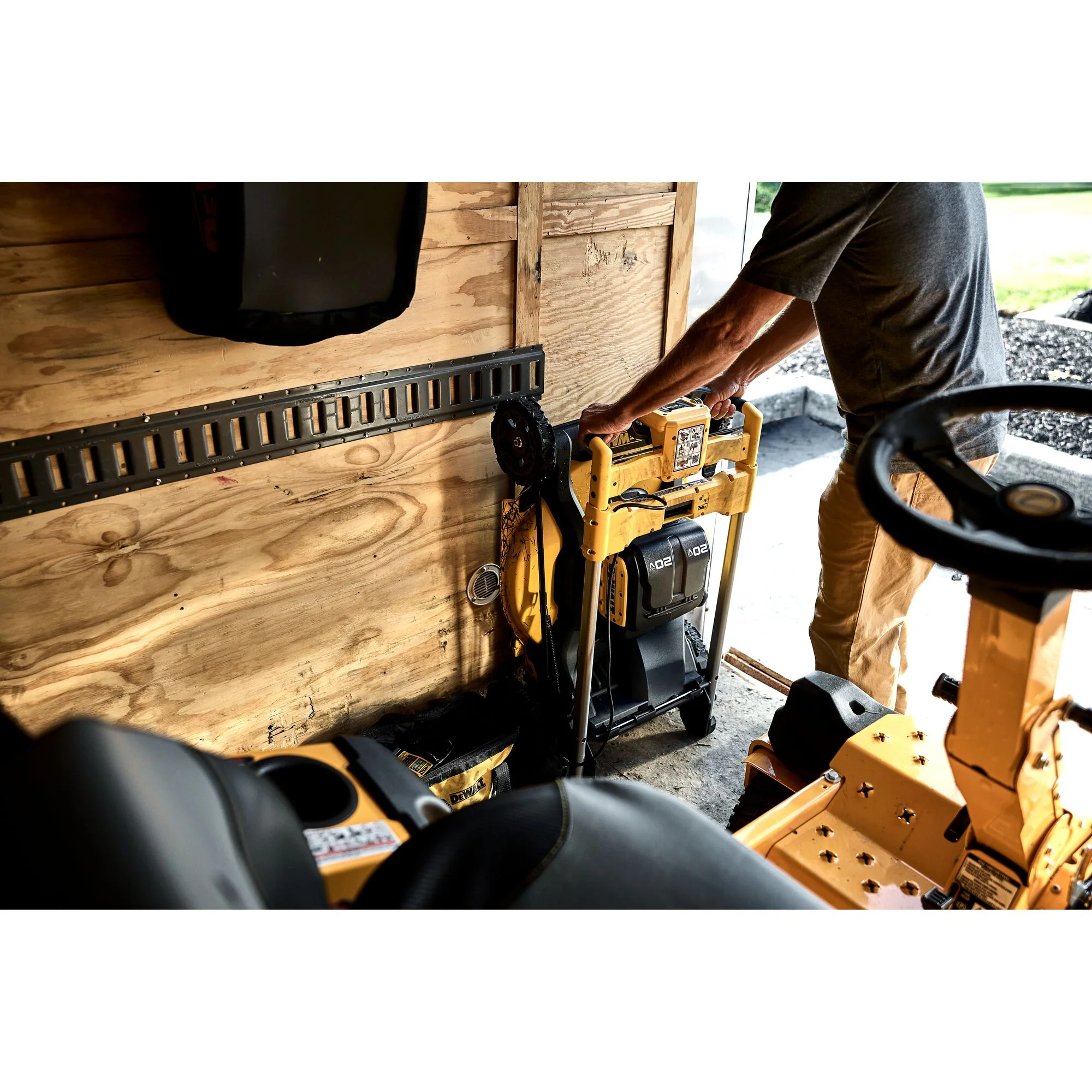 DEWALT DCMWP234U2-CA 2X20V LAWN MOWER 21 Inches, 10AH - Image 12