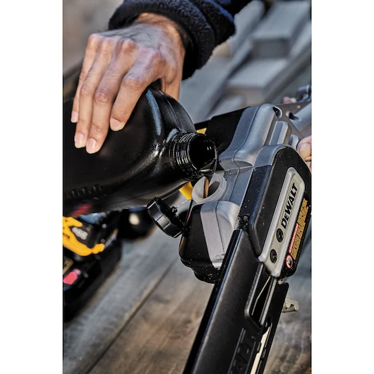 DEWALT DCPS620B 20V MAX XR Lithium-Ion 8 in. Brushless Pole Saw (Tool Only) - Image 17