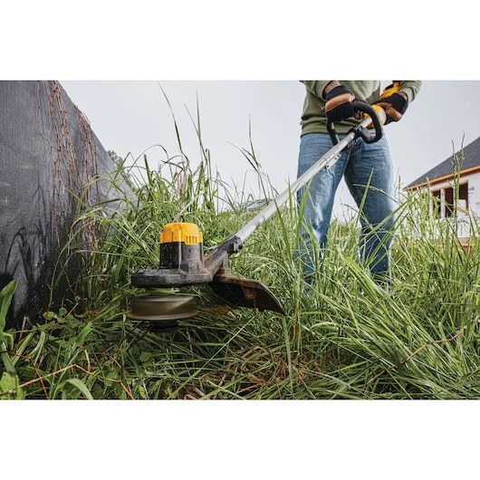 DEWALT DCST925M1 20V MAX 13 in. Cordless String Trimmer Kit - Image 9