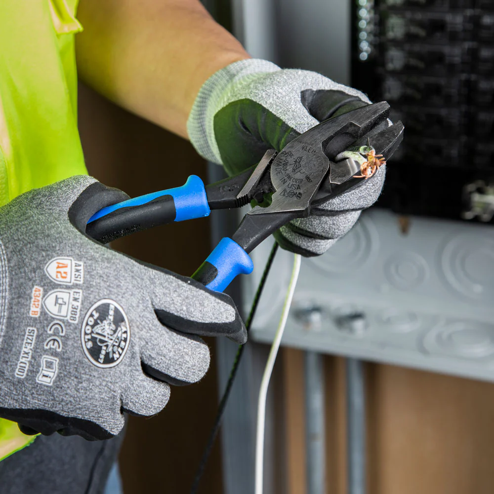 Klein J2000-9NECRTP Fish Tape Pulling/Crimping Linemans Pliers 9 in. - Image 4