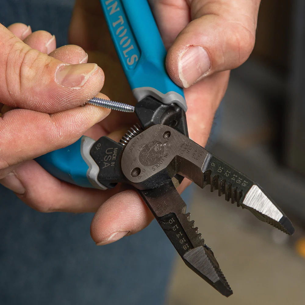 Klein K12035 Kurve Heavy-Duty Wire Stripper 8-20 Awg - Image 4