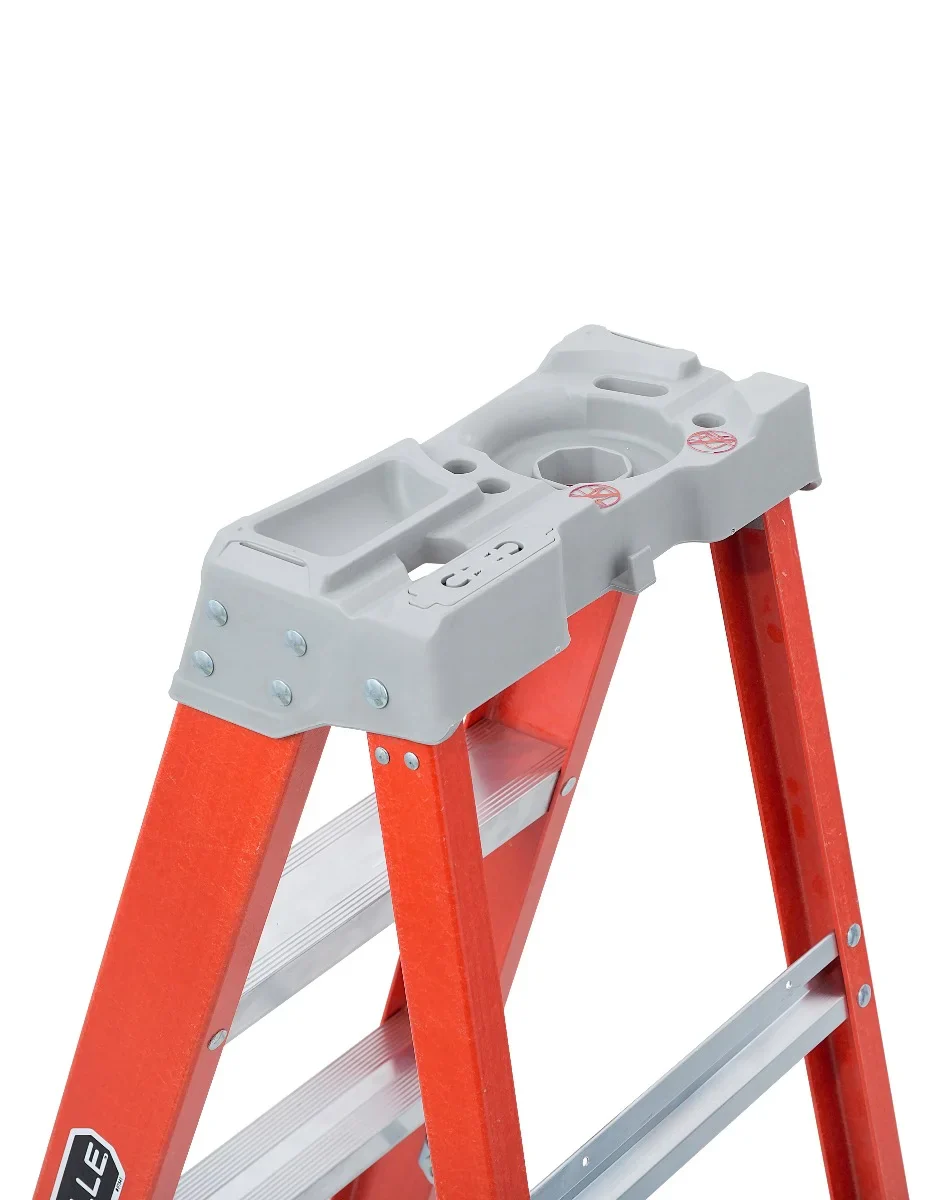 LOUISVILLE FS1512 12 ft. Fiberglass Step Ladder with 300 lb. Load Capacity Type IA Duty Rating - Image 4