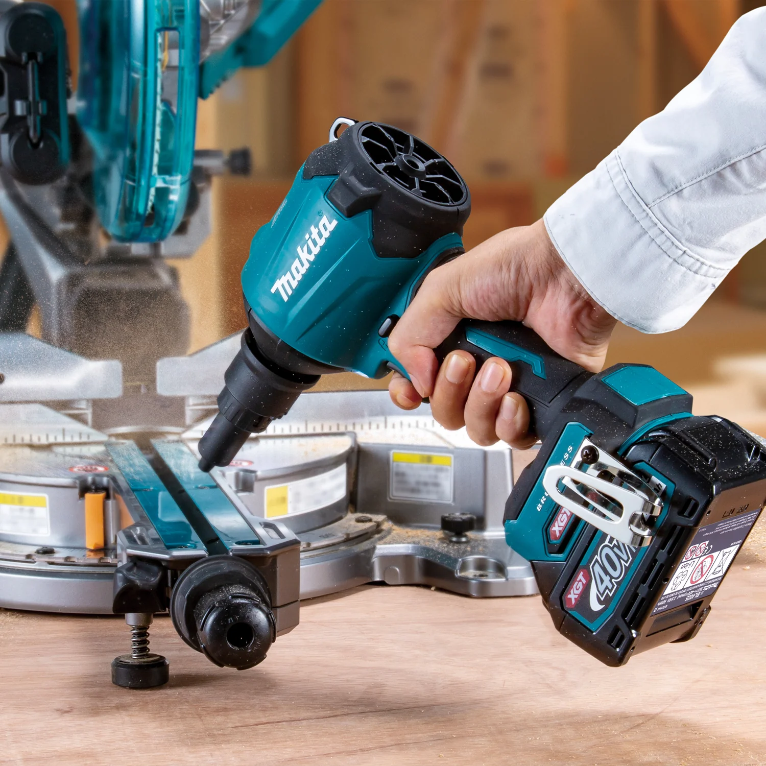 Makita AS001GZ 40Vmax XGT Brushless 4-Speed Air Duster, Tool Only - Image 2