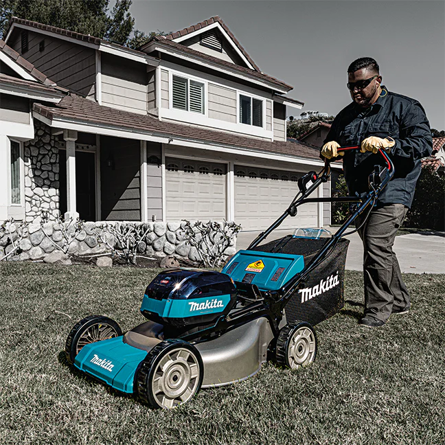 Makita LM002GT201 40V MAX XGT Brushless 21 in. Self Propelled STEEL DECK Lawn Mower Kit (5.0Ah x 2) - Image 3