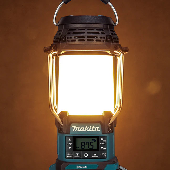 MAKITA MR010G 40V max XGT Cordless Lantern Radio w/Bluetooth, XPT & Flashlight (Tool Only) - Image 6