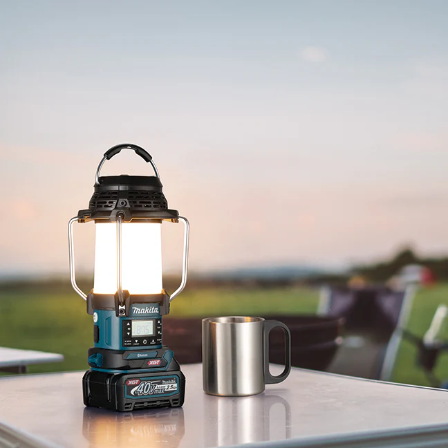 MAKITA MR010G 40V max XGT Cordless Lantern Radio w/Bluetooth, XPT & Flashlight (Tool Only) - Image 7