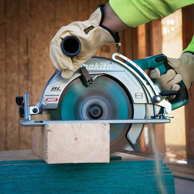 Makita RS002GZ 40Vmax XGT Brushless 10-1/4 in. Circular Saw with AWS (Tool Only) - Image 11