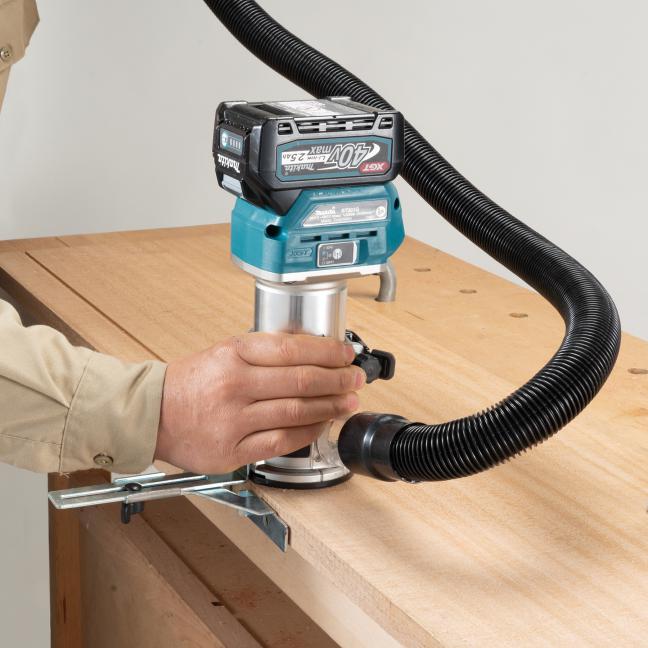 Makita RT001GD101 40Vmax XGT Brushless Router Kit with AWS (2.5Ah x1) - Image 7