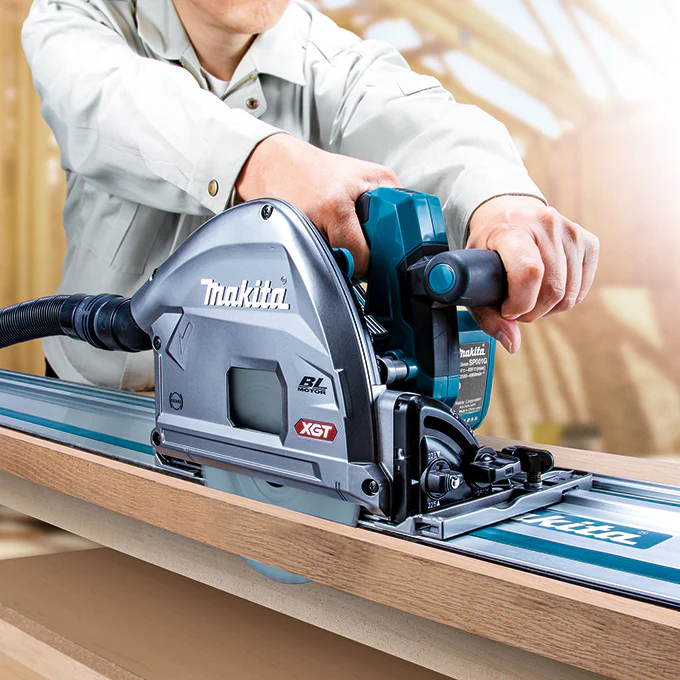 Makita SP001GZ02 40Vmax XGT Brushless Plunge Cut Circular Saw w/AWS, Tool Only - Image 4
