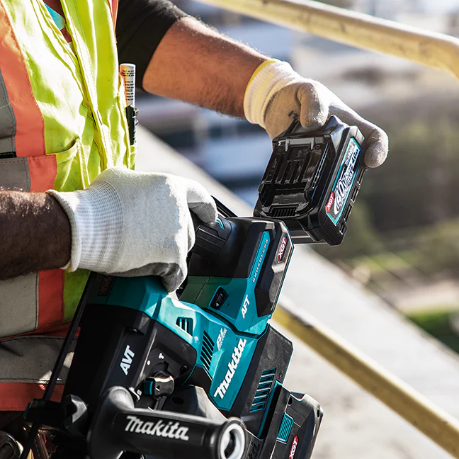 MAKITA HR001GZ 40Vmax XGT Brushless 1-1/8 in. Rotary Hammer SDS-PLUS with AWS (Tool Only) - Image 5