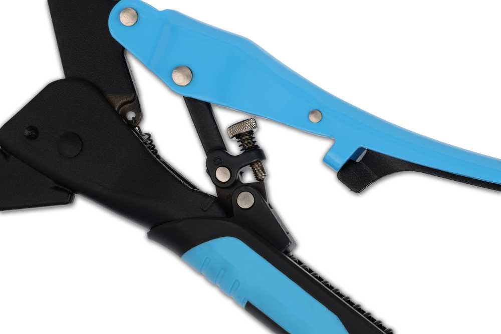 OX OX-P204302 AUTO ADJUST 7 Inches  C CLAMP WITH SWIVEL PAD - GRIPPED - Image 4