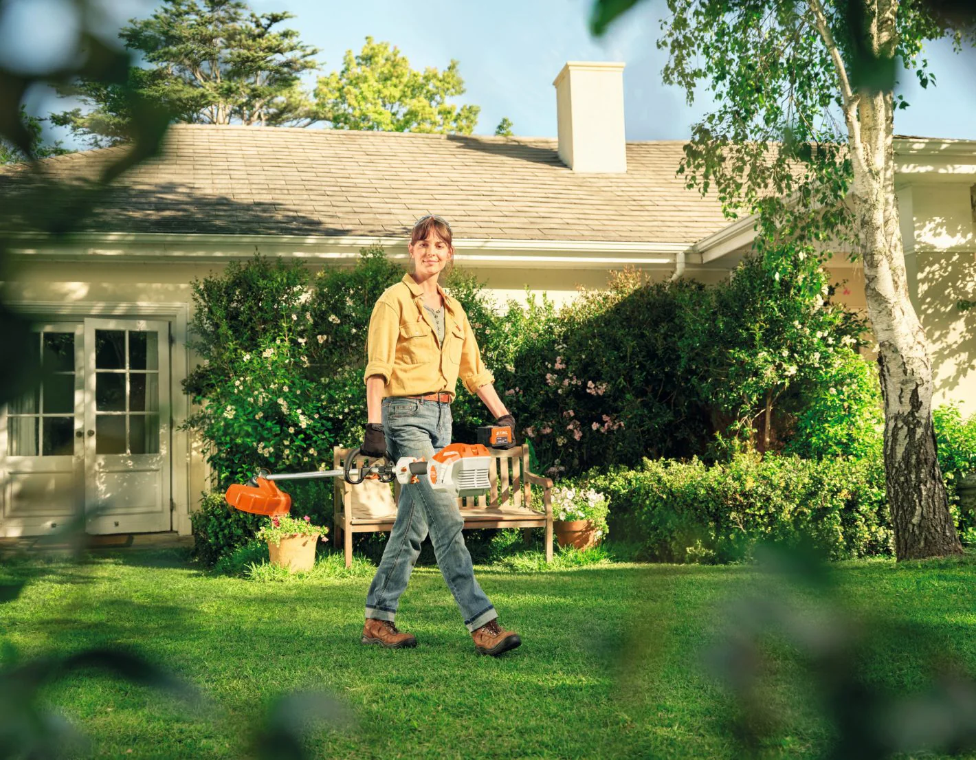 STIHL FA080115732 FSA80RS Cordless Loop Handle Brushcutter Kit - Image 4